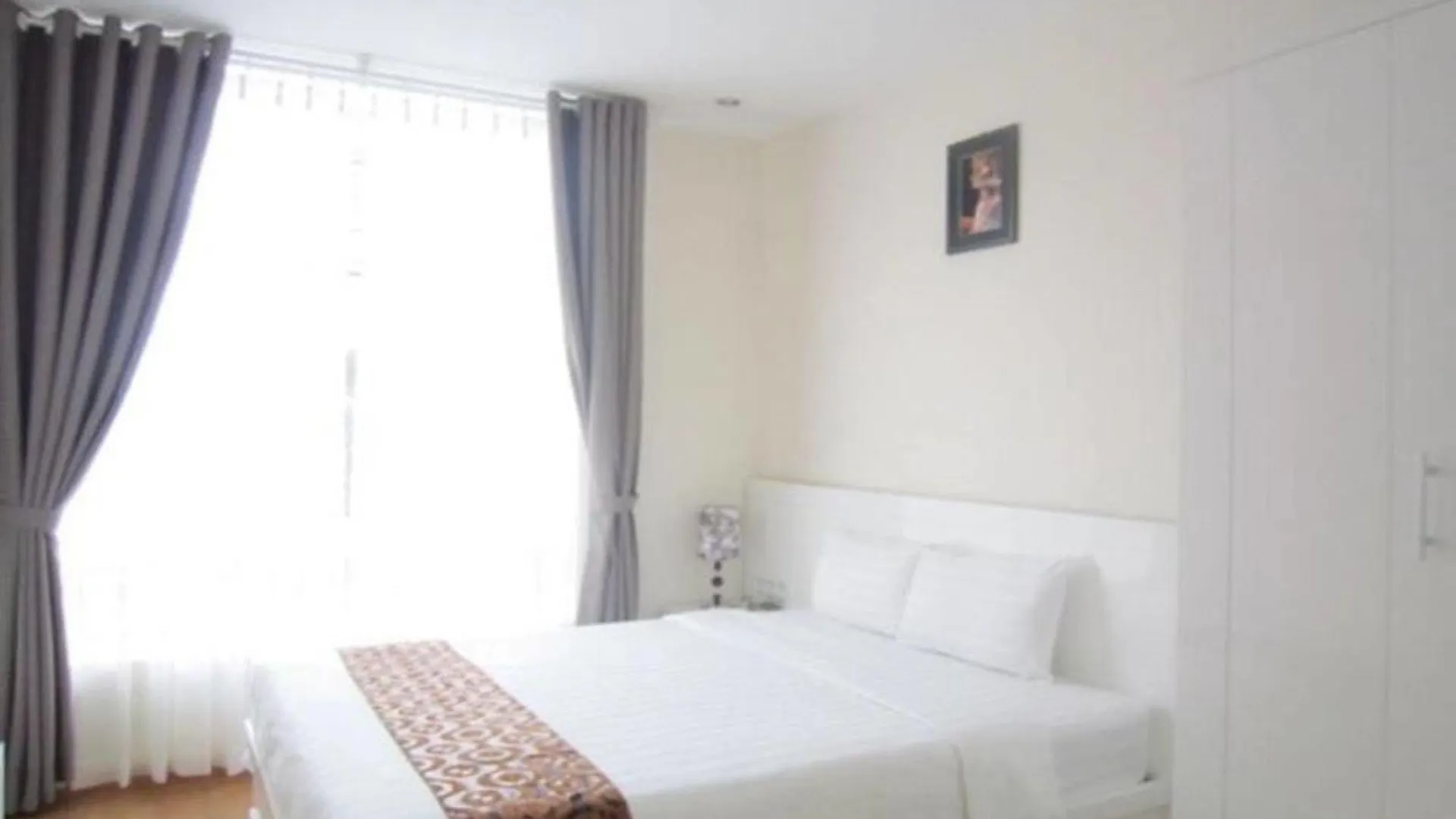Queen Central Apartment Hotel Ho Chi Minh City 0*,  Vietnam